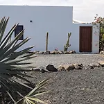 Casa Cocoon, Sun&freedom, 8 Mn From Beaches, Internet Fiber Lajares