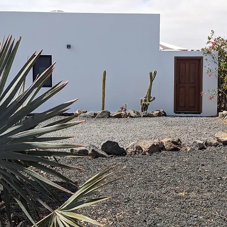 Casa Cocoon, Sun&freedom, 8 Mn From Beaches, Internet Fiber Lajares